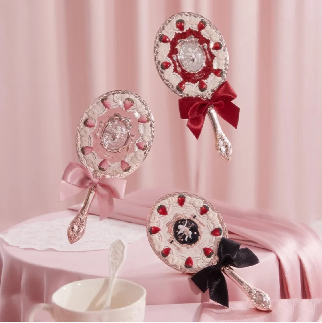 Flower Knows Strawberry Cupid Collection Hand Mirror Exquisite Textured Hand Mirror Red Pink Ladies Makeup Tools